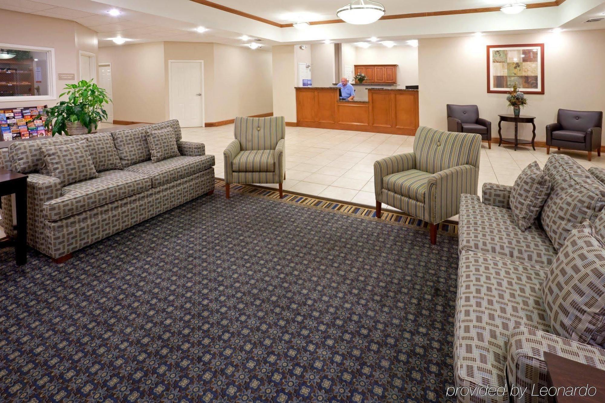 Candlewood Suites Longview By Ihg Beltér fotó